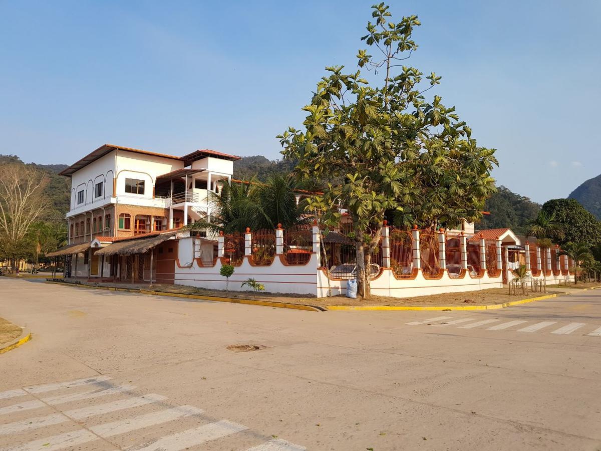 Hotel Takana Rurrenabaque Zewnętrze zdjęcie